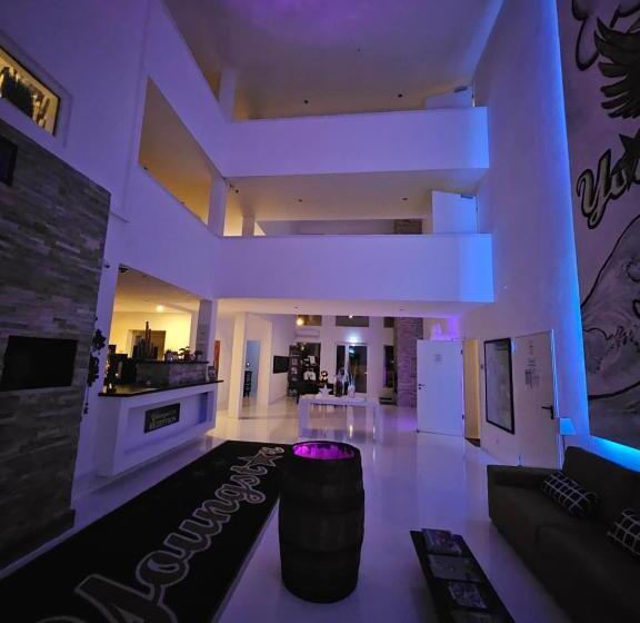 Отель Youngstar