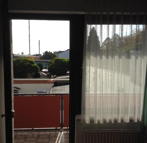 酒店 Zum Stresemann