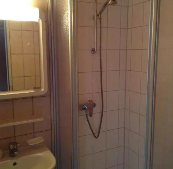 ホテル Zum Stresemann