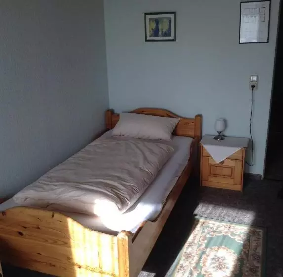 ホテル Zum Stresemann