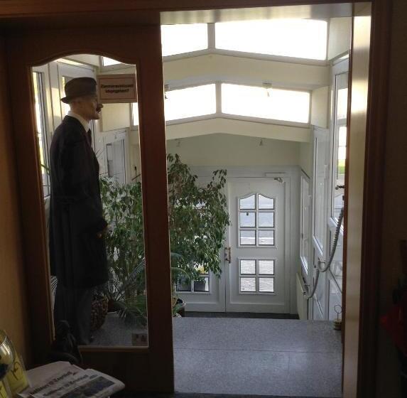 酒店 Zum Stresemann