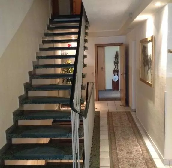 ホテル Zum Stresemann