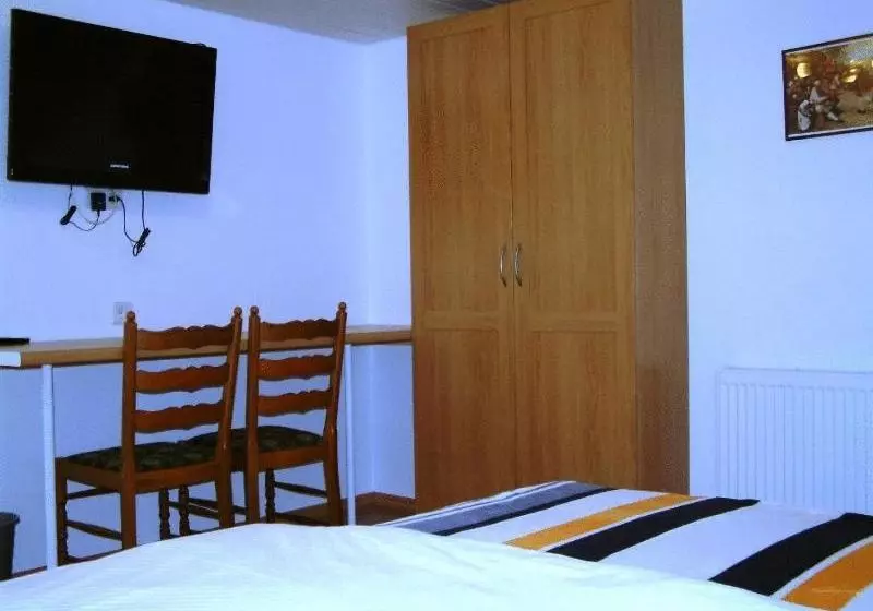 Пансион Landgasthaus Kreuz Beim Tom