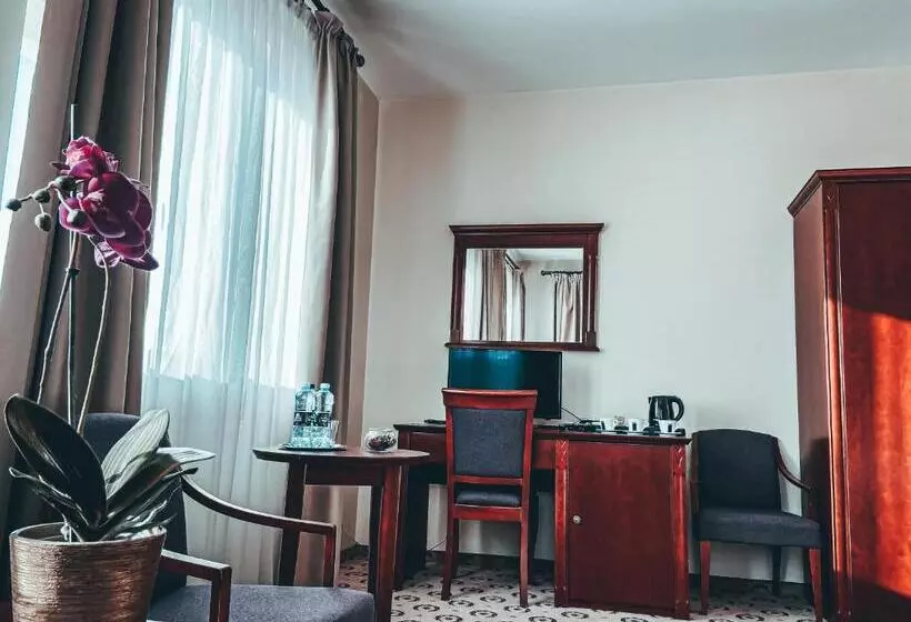 Astoria Bed & Breakfast