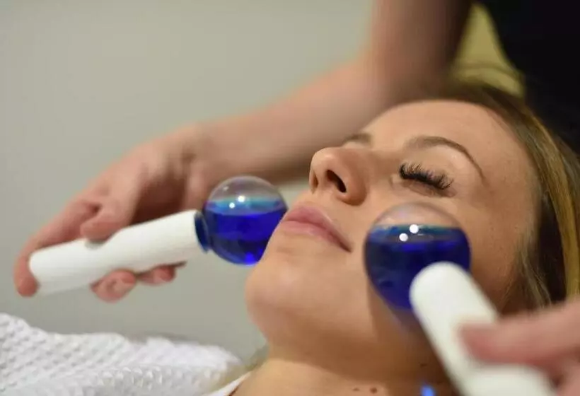 ホテル Aviator Kielce