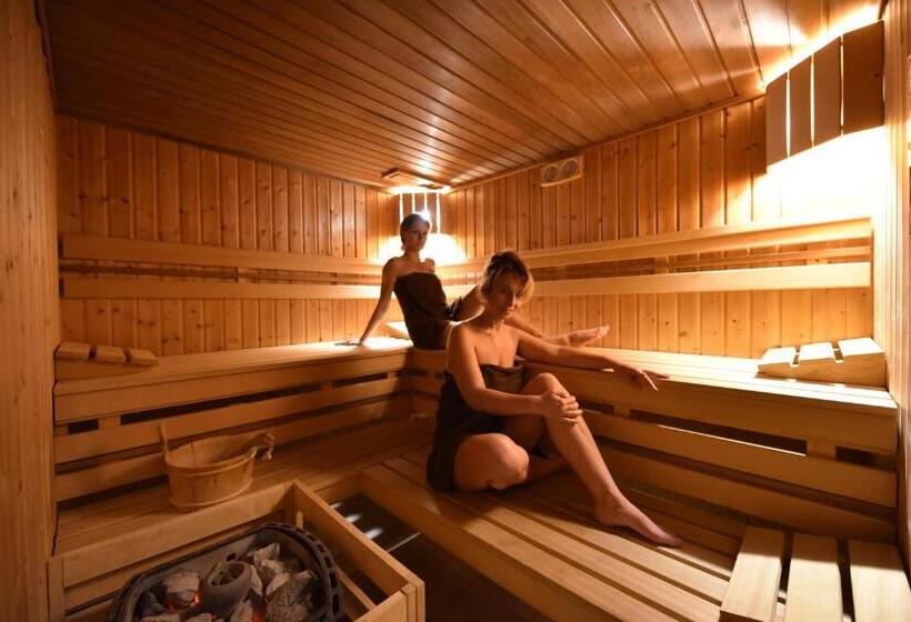 호텔 Aviator Kielce