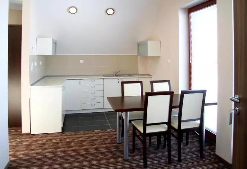 ホテル Aviator Kielce