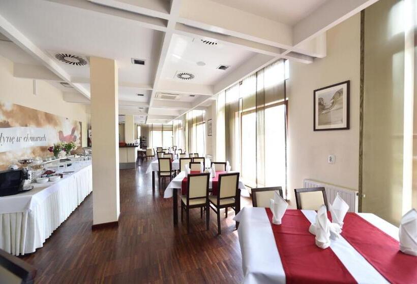 호텔 Aviator Kielce