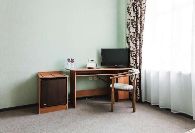 호텔 готель континент миколаїв