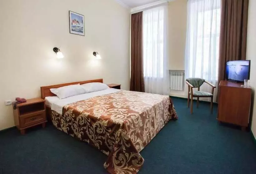 酒店 готель континент миколаїв