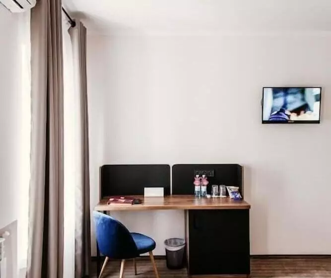 酒店 готель континент миколаїв