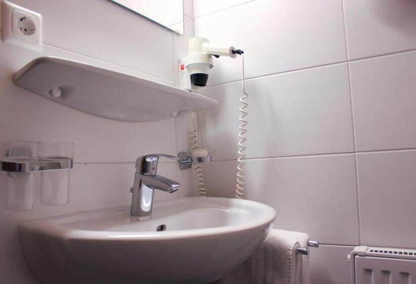 Отель Alpenland