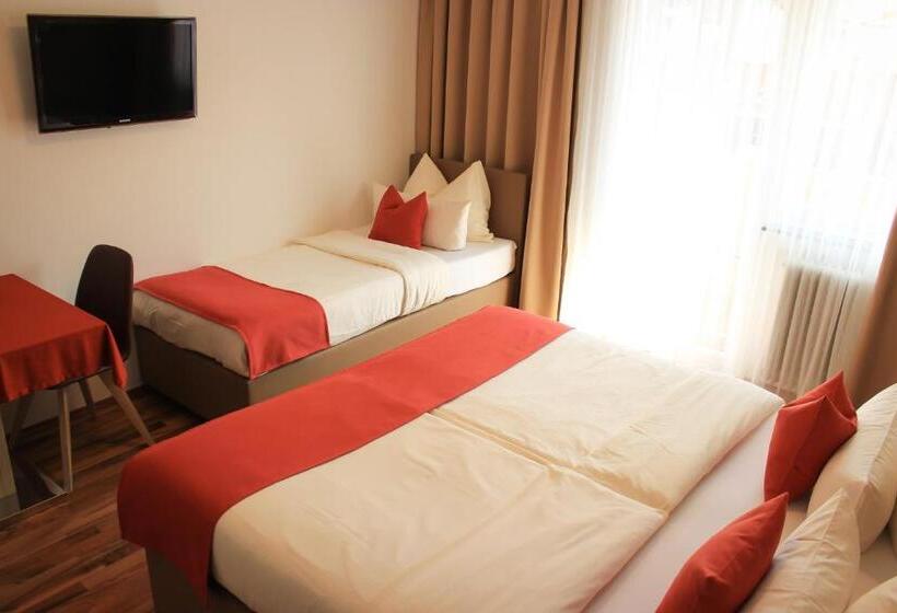 Отель Alpenland