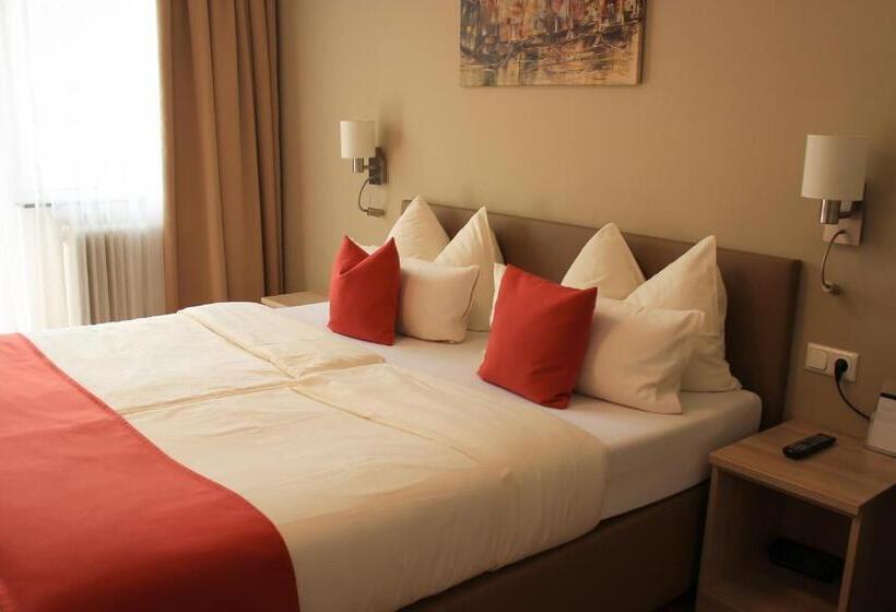 Отель Alpenland