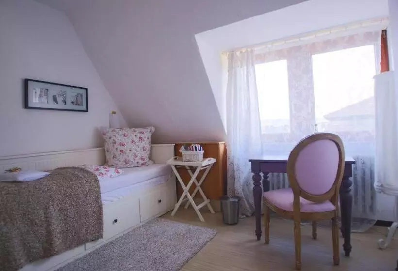 בית מלון כפרי Barbarossa Garni