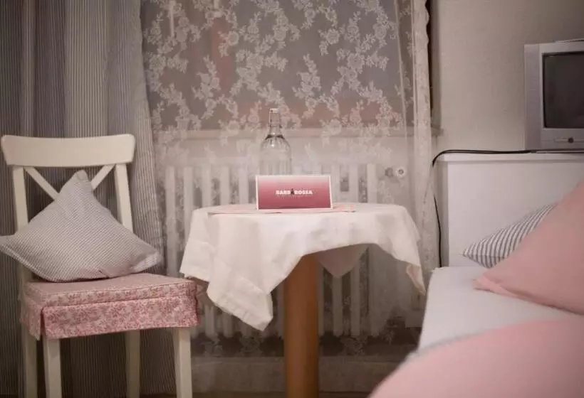 בית מלון כפרי Barbarossa Garni