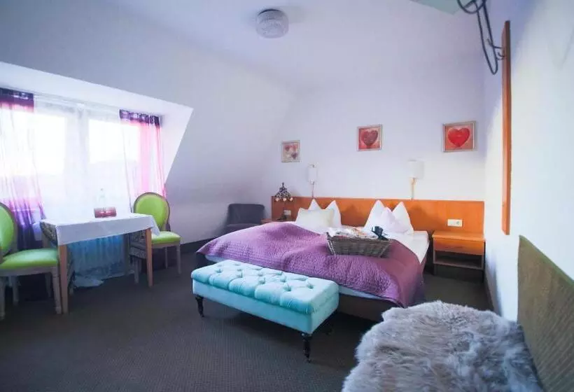 בית מלון כפרי Barbarossa Garni