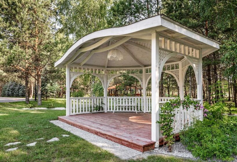 בית מלון כפרי Dworek Tryumf