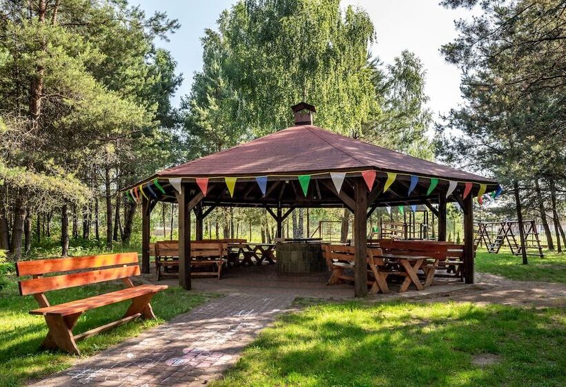 בית מלון כפרי Dworek Tryumf