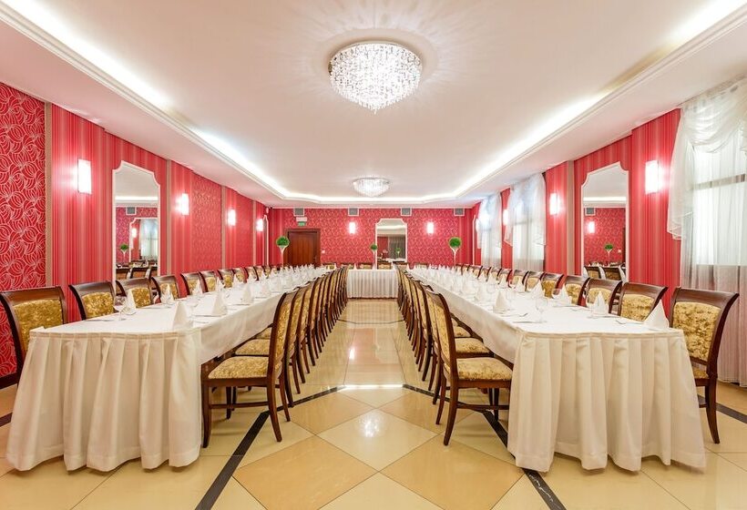 בית מלון כפרי Dworek Tryumf