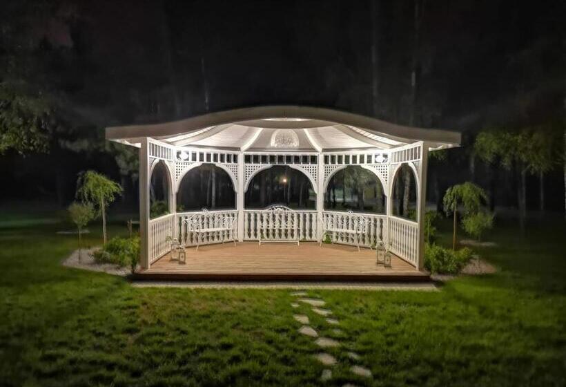 בית מלון כפרי Dworek Tryumf