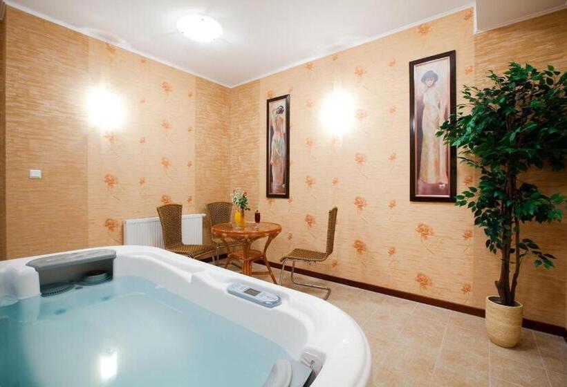 בית מלון כפרי Dworek Tryumf