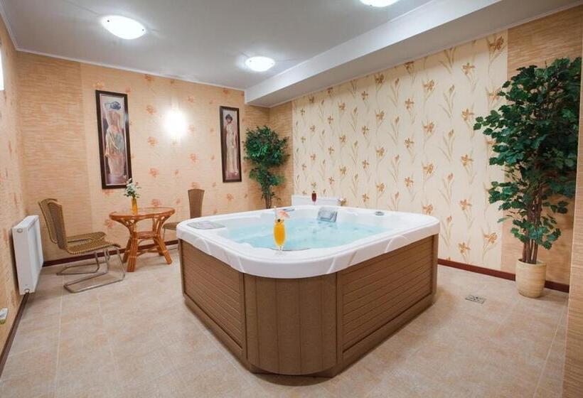 בית מלון כפרי Dworek Tryumf