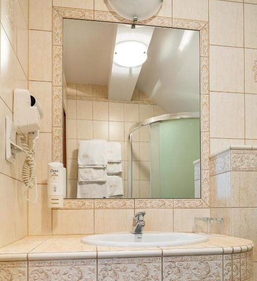 בית מלון כפרי Dworek Tryumf