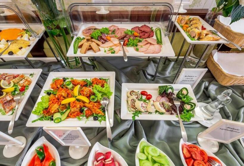 בית מלון כפרי Dworek Tryumf