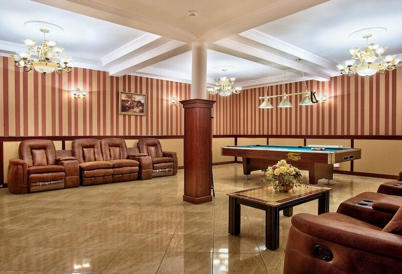 בית מלון כפרי Dworek Tryumf