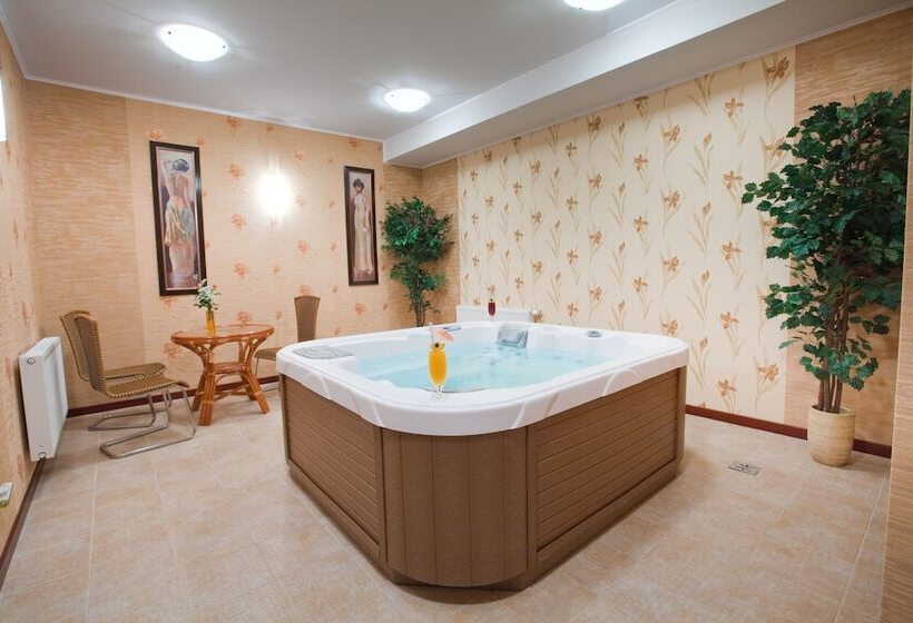 בית מלון כפרי Dworek Tryumf