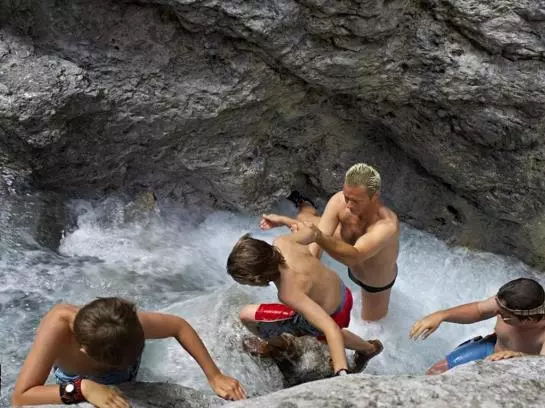 住宿加早餐  Waldpension Putz