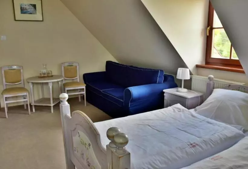 Otel Gościniec Nowa Wioska