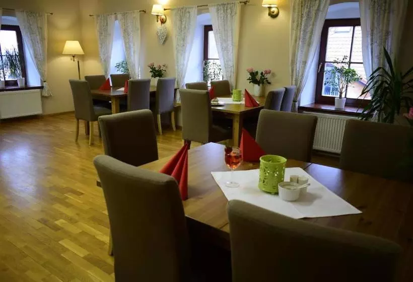 Otel Gościniec Nowa Wioska