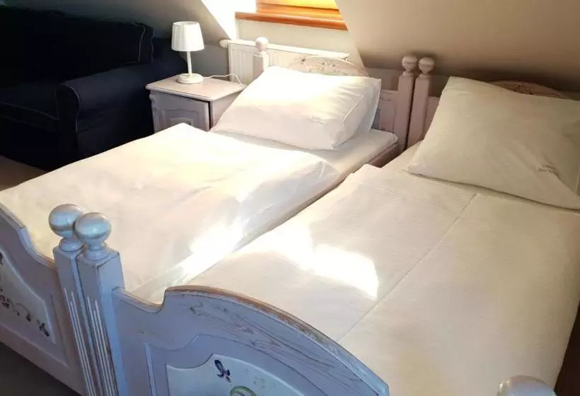 Otel Gościniec Nowa Wioska