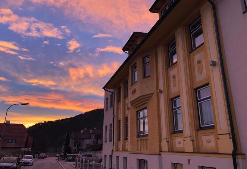 Отель Kaiservilla