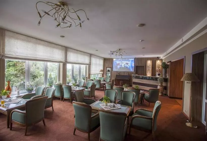 호텔 Kormoran Medispa