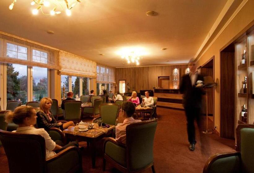 בית מלון כפרי Kormoran Medispa