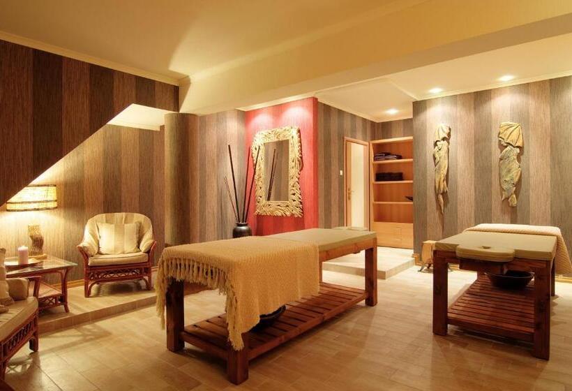 בית מלון כפרי Kormoran Medispa