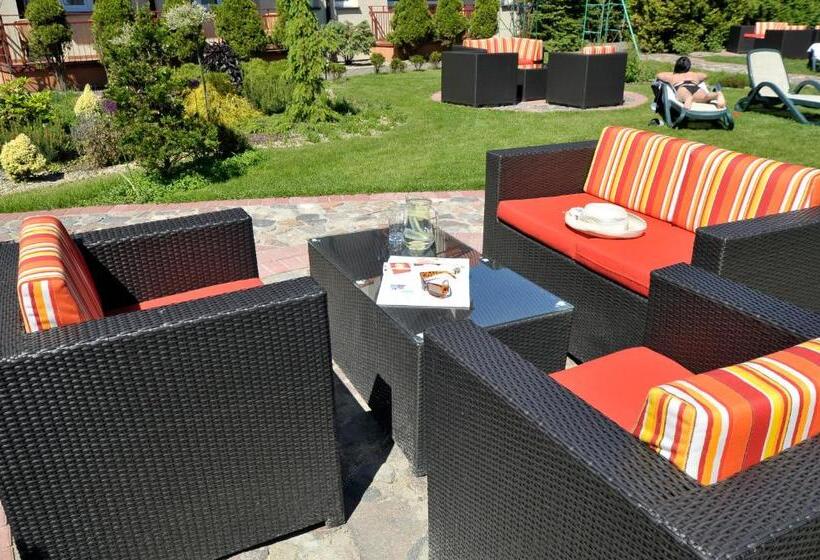 בית מלון כפרי Kormoran Medispa