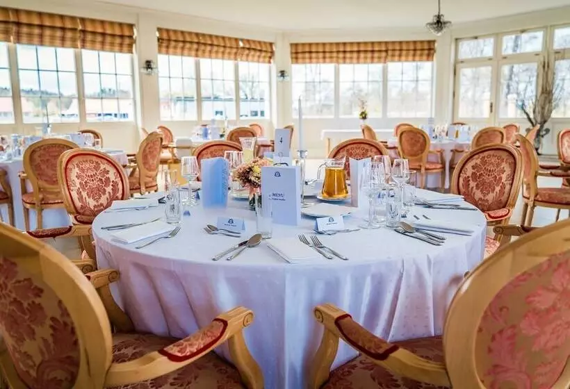 Pałac Na Wodzie Hotel & Spa