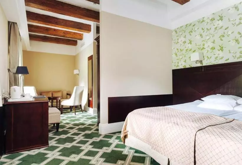 酒店 Pałac Romantyczny