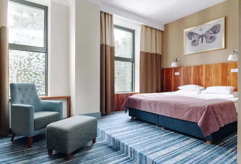 酒店 Pałac Romantyczny