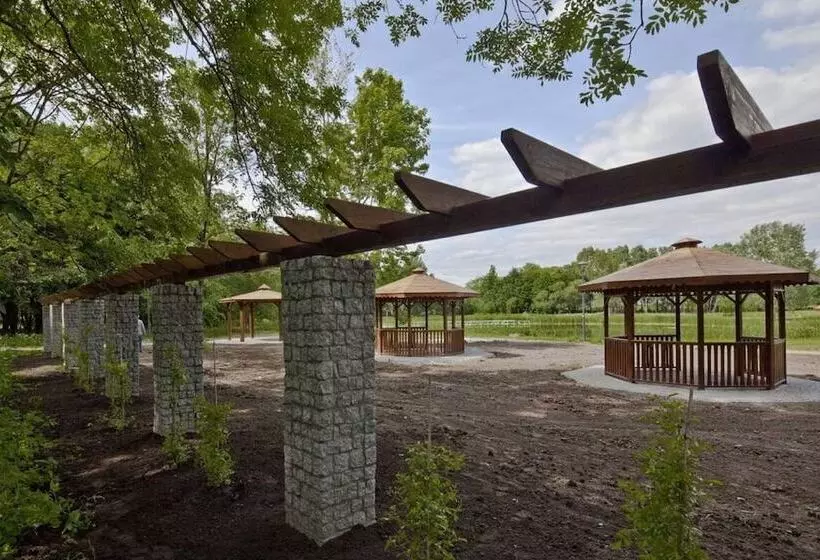 酒店 Pałac Romantyczny