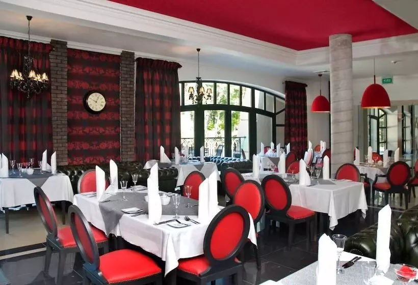 Отель Royal Baltic 4 Luxury Boutique