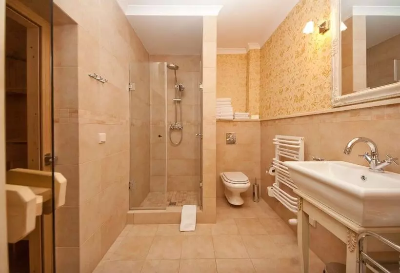 Отель Royal Baltic 4 Luxury Boutique