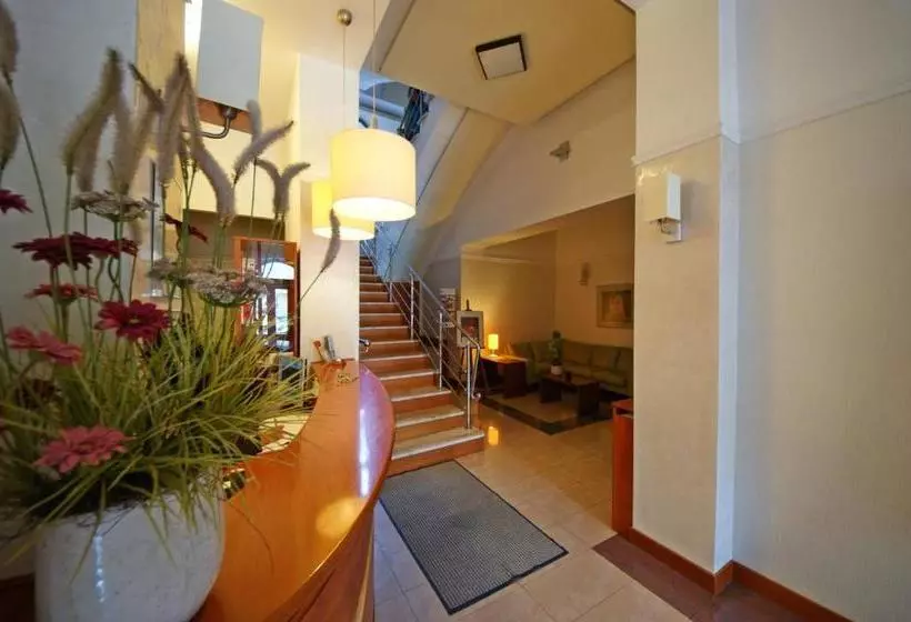 فندق Staromiejski