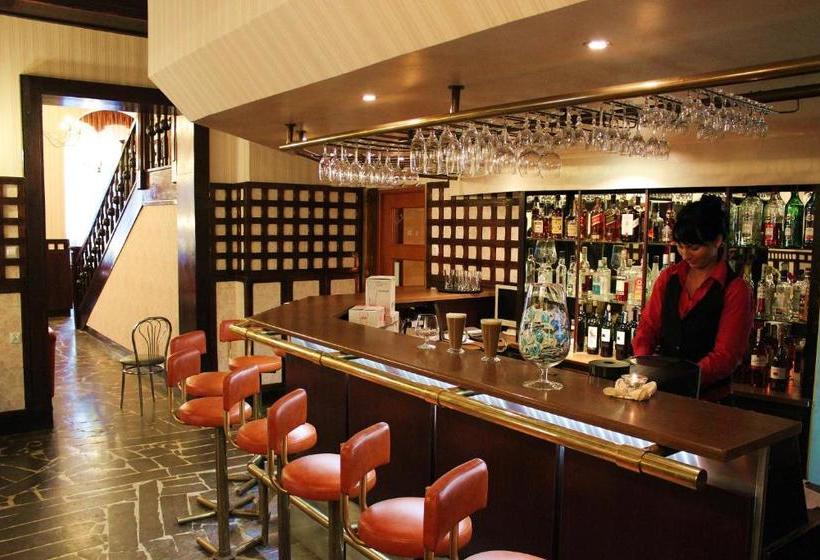 فندق Staromiejski