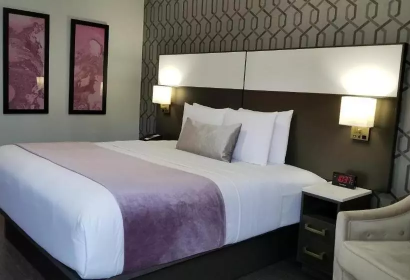 Sunset West Hotel, Surestay Collection By Best Western