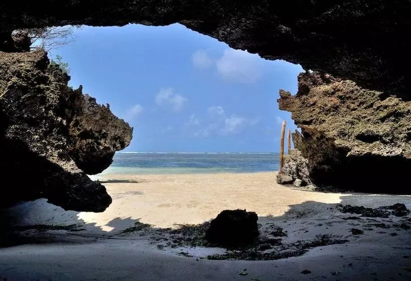 هتل The Charming Lonno Lodge Watamu